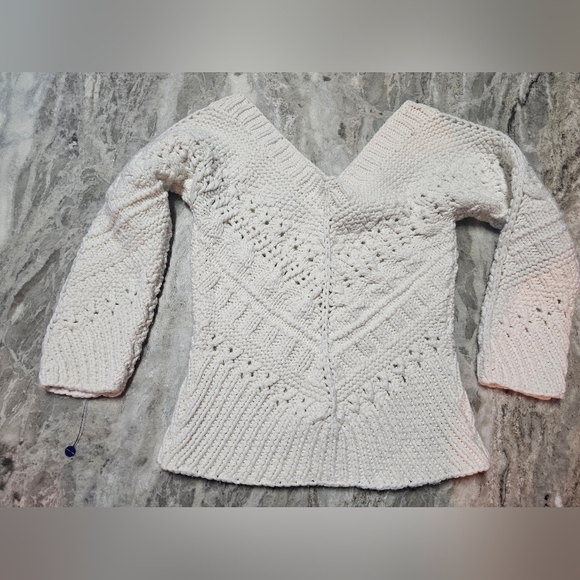 The Limited Cream Hand Knit V-Neck Sweater Size XS – Chunky Boho Style - Picture 6 of 9